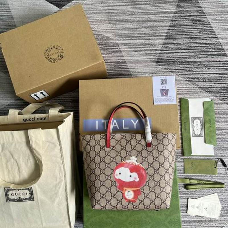 Gucci Handbags 355